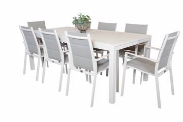 Lantana spisesett med uttrekkbart bord og 8 stoler 