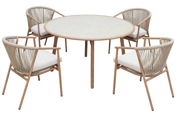 Melia spisegruppe med 4 stoler